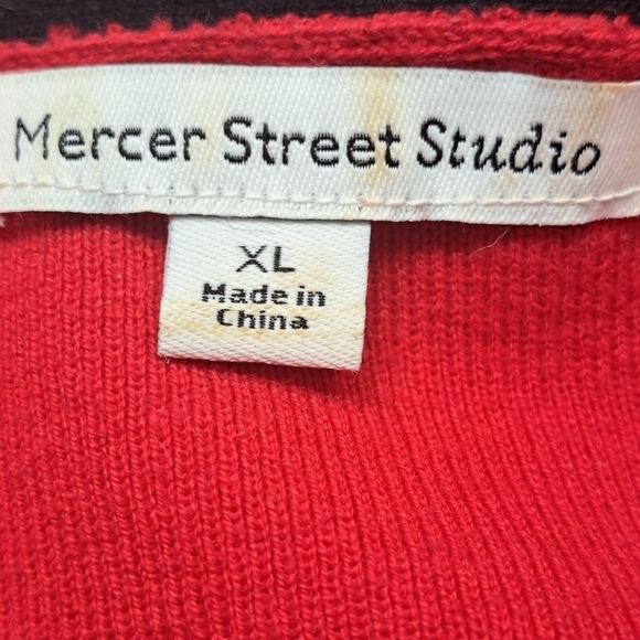 Mercer Street Studio Red Pullover Sweater    Size XL - Picture 8 of 8